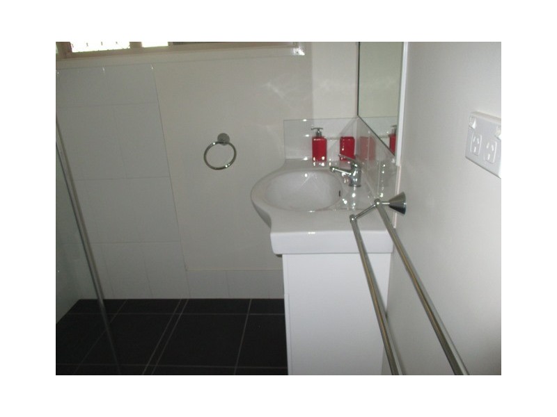 39 Northern Road, Roma QLD 4455