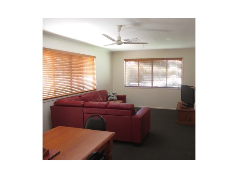 39 Northern Road, Roma QLD 4455