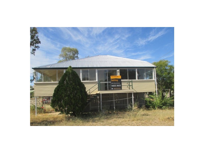 134 Arthur Street, Roma QLD 4455