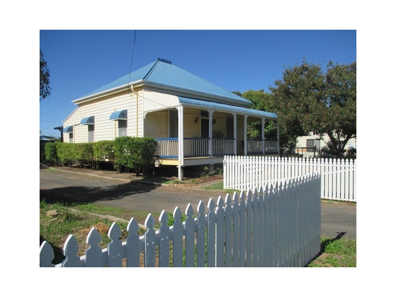 28a Major Street, Roma QLD 4455