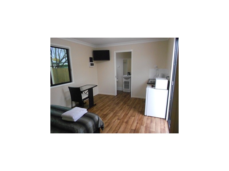 35 Ronald Street, Injune QLD 4454