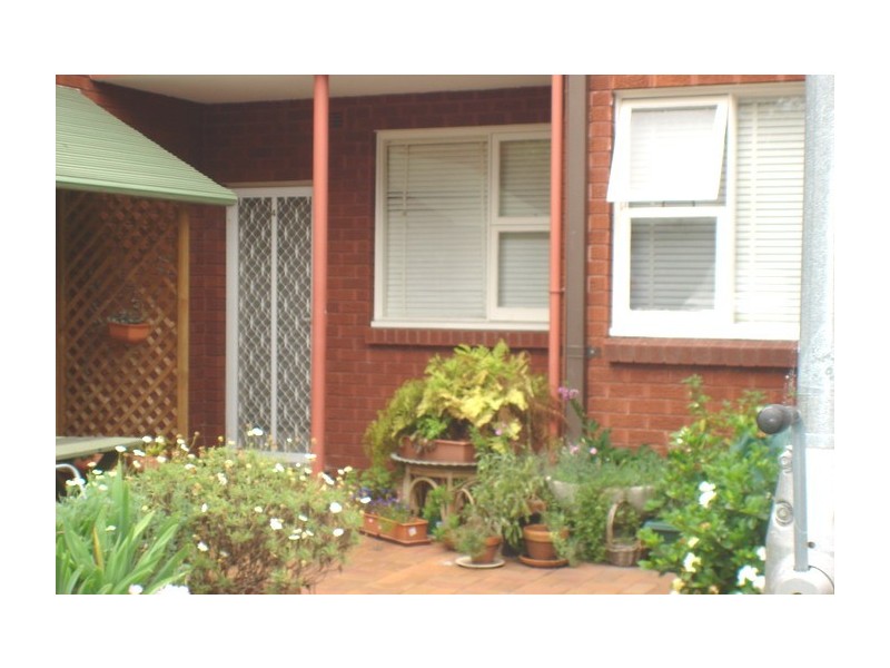 2 Maxim Street, West Ryde NSW 2114