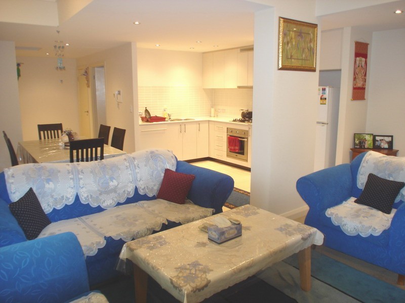 4/21 Angas Street, Meadowbank NSW 2114