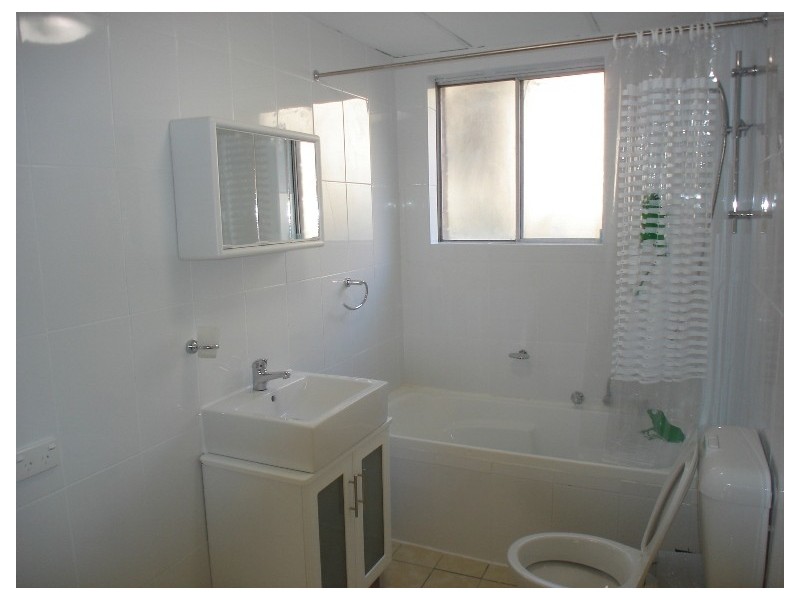 8/33 Meadow Crescent, Meadowbank NSW 2114