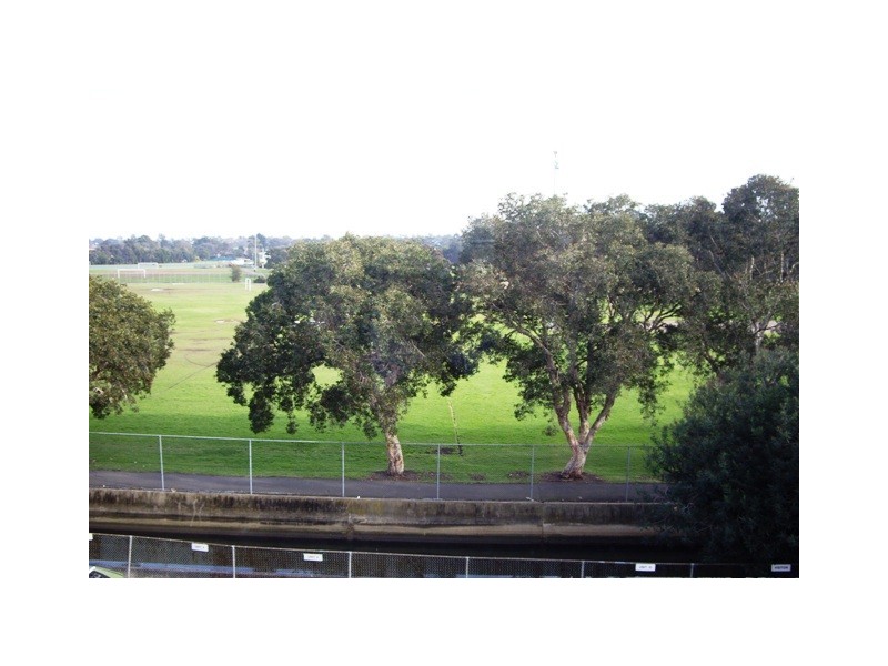 8/14A Meadow Crescent, Meadowbank NSW 2114