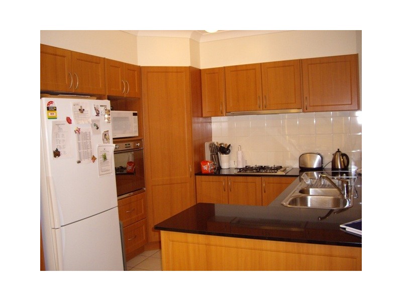 11 Brooklyn Cr, Carlingford NSW 2118