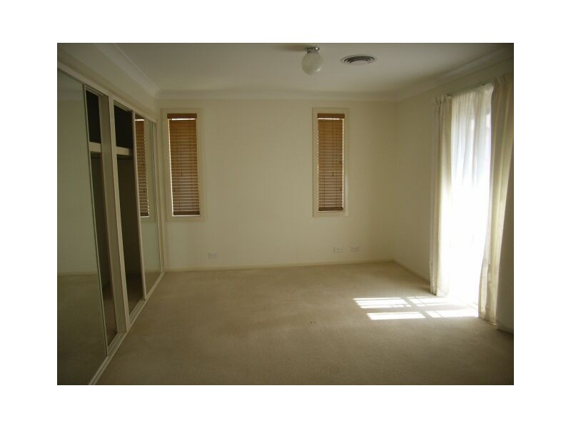 11 Brooklyn Cr, Carlingford NSW 2118