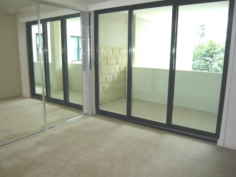 4/21 Angas Street, Meadowbank NSW 2114