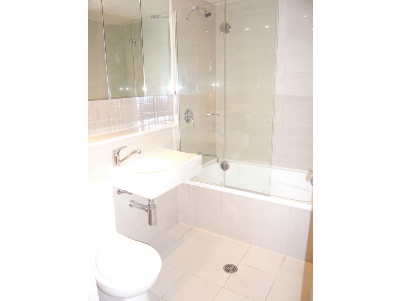 4/21 Angas Street, Meadowbank NSW 2114