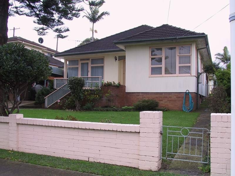 29 Ronald Ave, Denistone East NSW 2112
