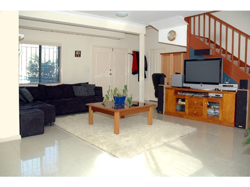 2A  Barton Street, Ermington NSW 2115