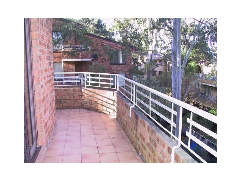18/203 Waterloo Road, Marsfield NSW 2122