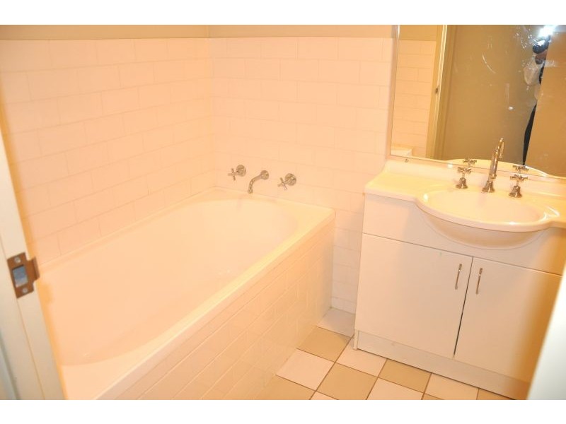 21/6-8 Nile Cl, Marsfield NSW 2122