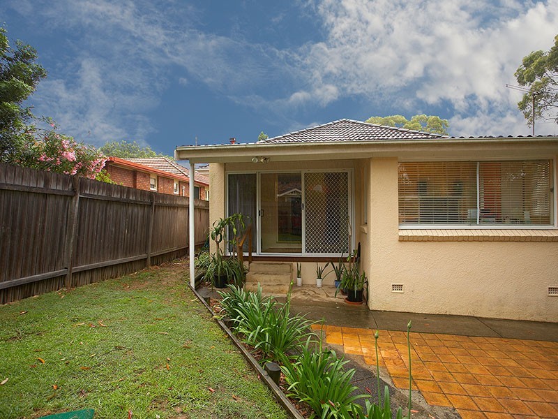 13 Cecil ST, Denistone East NSW 2112