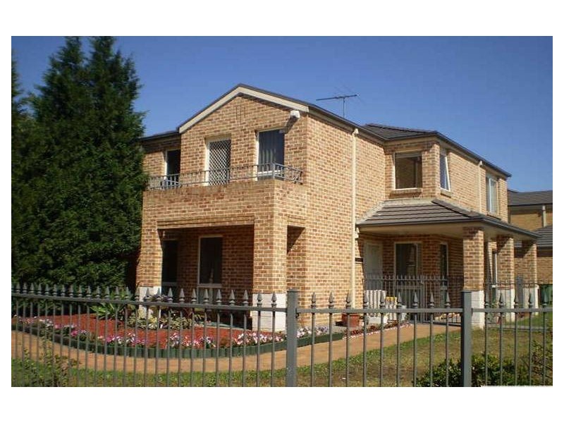 9 Jacaranda Ct, Fairfield East NSW 2165