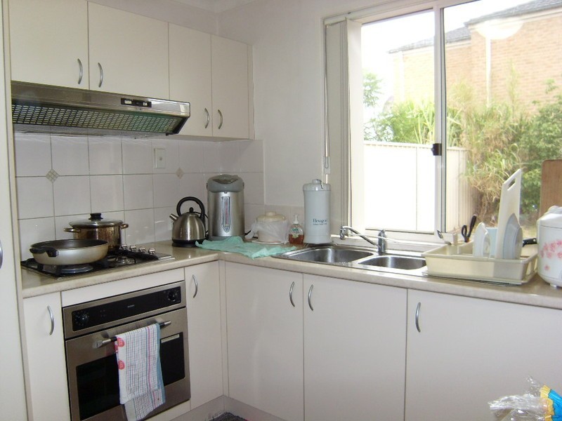 9 Jacaranda Ct, Fairfield East NSW 2165