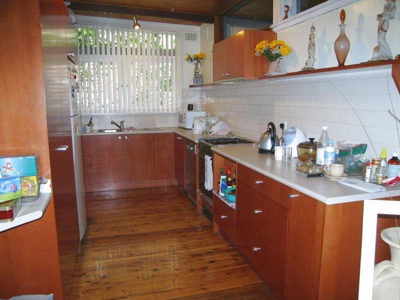 3 Brush Rd (Near Denman St.), Eastwood NSW 2122