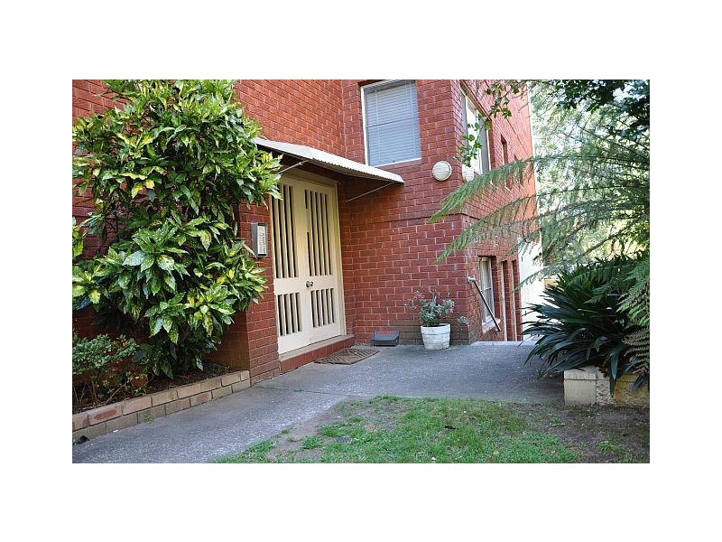 4/12  May St, Eastwood NSW 2122
