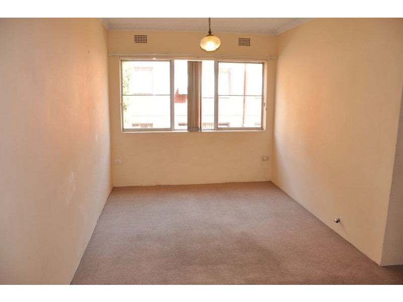 4/12  May St, Eastwood NSW 2122