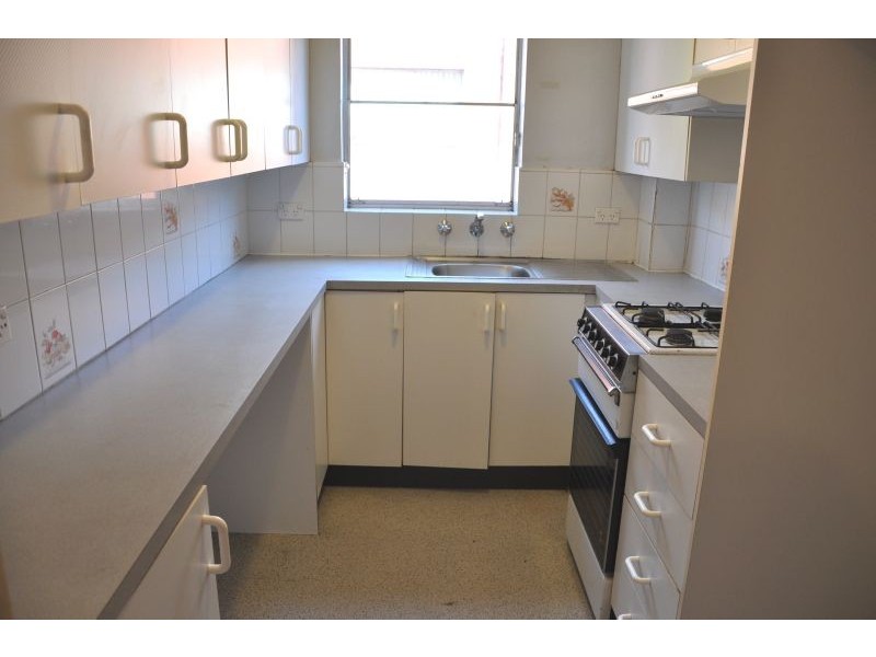 4/12  May St, Eastwood NSW 2122