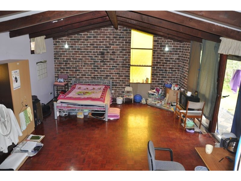 8 Terry Rd, Eastwood NSW 2122
