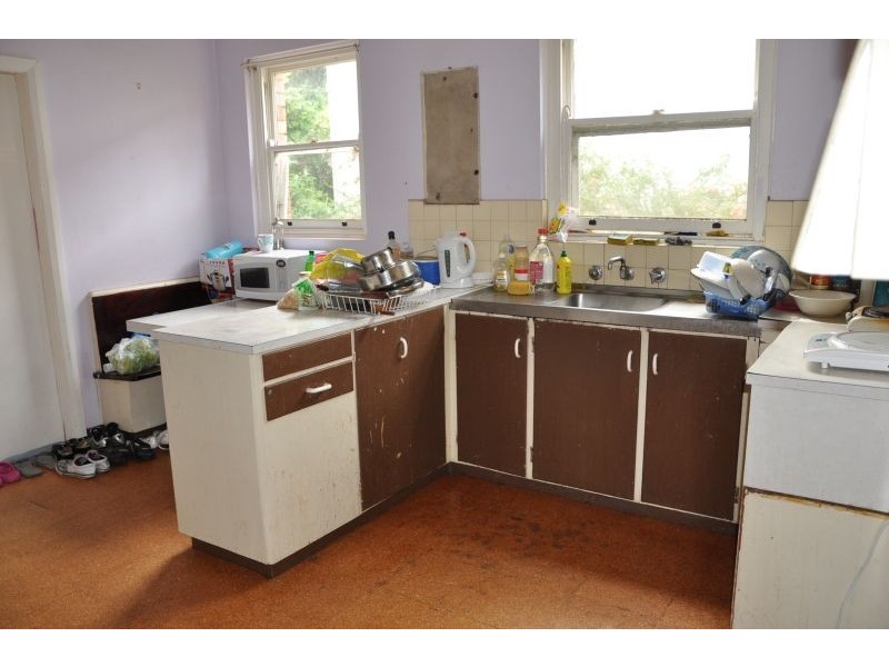 8 Terry Rd, Eastwood NSW 2122