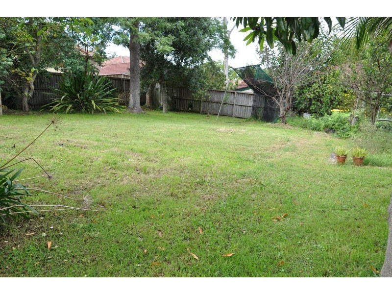 8 Terry Rd, Eastwood NSW 2122