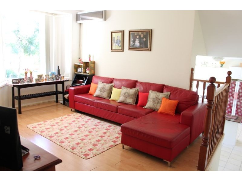 1/34 Ryedale Rd, Denistone NSW 2114