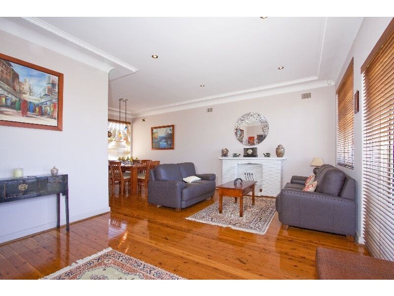 13 Morvan Street, Denistone West NSW 2114