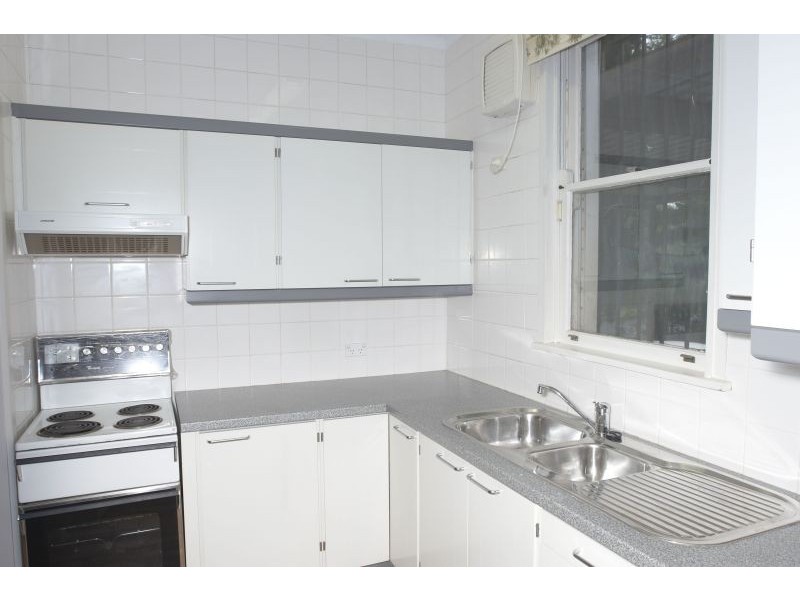 6 Adamson Ave, Dundas Valley NSW 2117