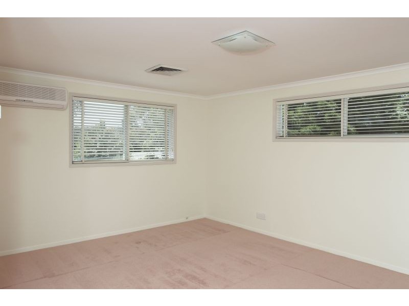 6 Adamson Ave, Dundas Valley NSW 2117