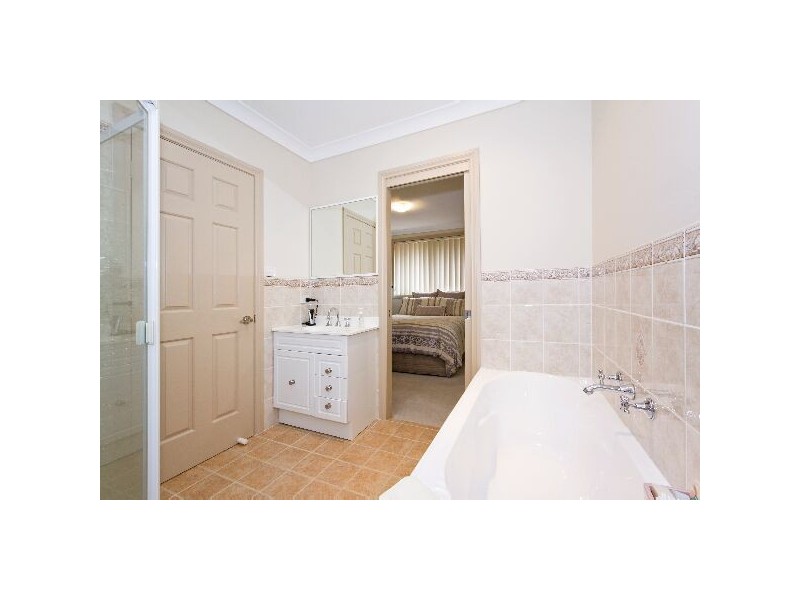 2/74A  Brush Road, Denistone West NSW 2114