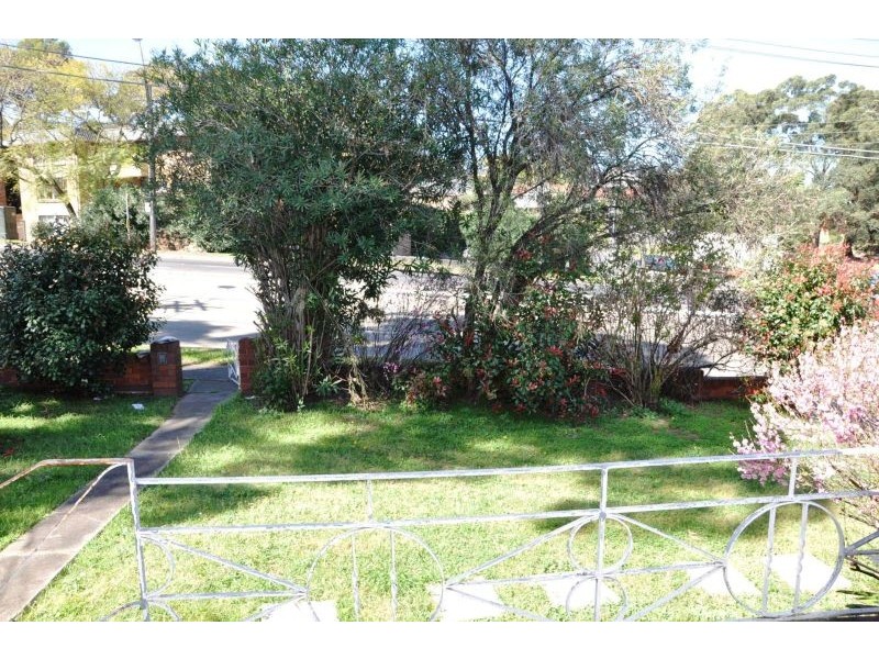 104 Lane Cove Rd, Ryde NSW 2112