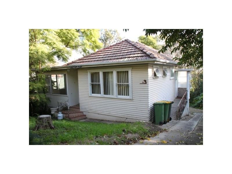 11 Carson St, Dundas Valley NSW 2117