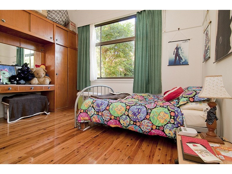 2 Pooley Street, Ryde NSW 2112