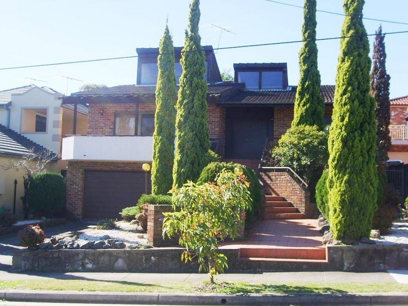 13 Potts Street, Ryde NSW 2112