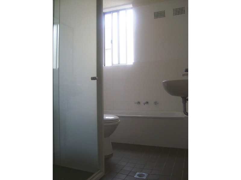 19/13-14 Bank Street, Meadowbank NSW 2114