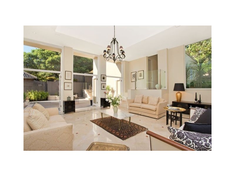 16 Sarner Road, Greenwich NSW 2065