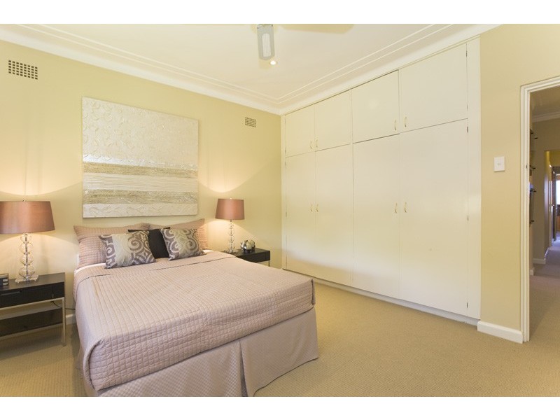 15 Pelican Street, Gladesville NSW 2111