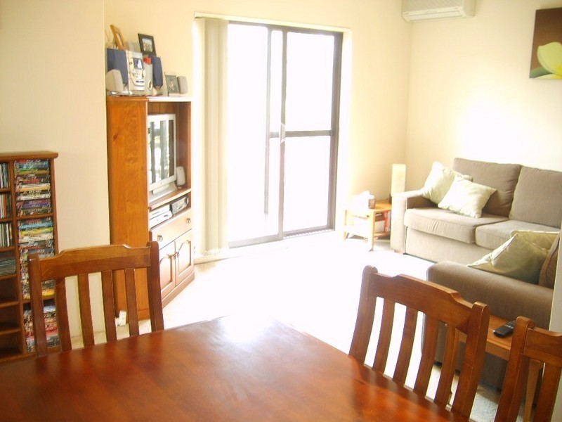 11/22 Linsley Street, Gladesville NSW 2111