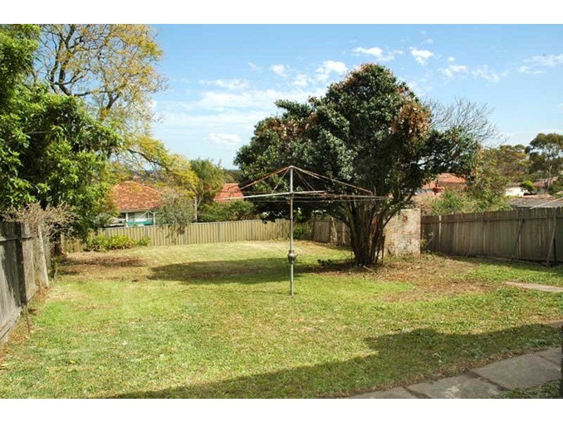 8 Farm Street, Gladesville NSW 2111