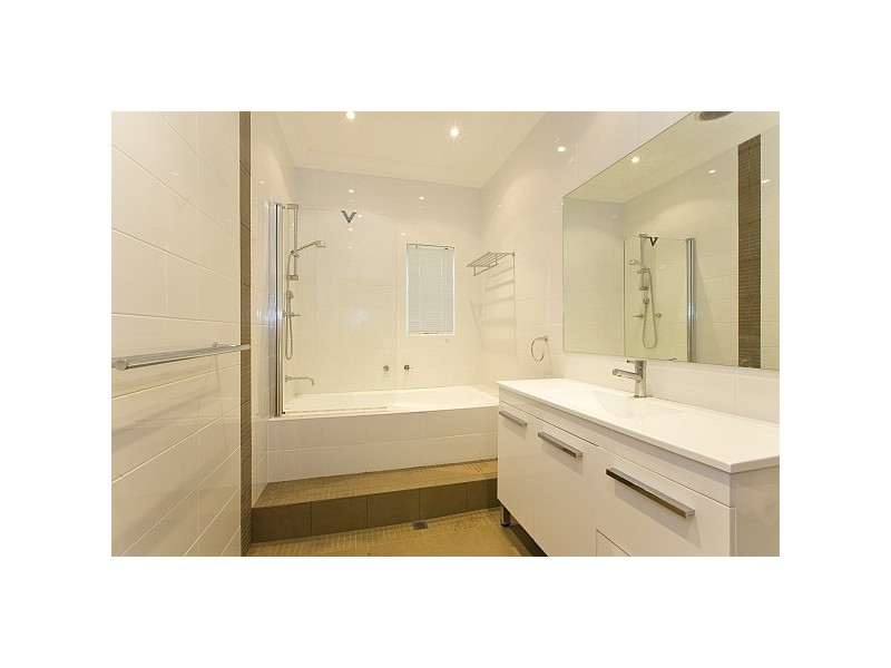 33 Pittwater Road, Gladesville NSW 2111