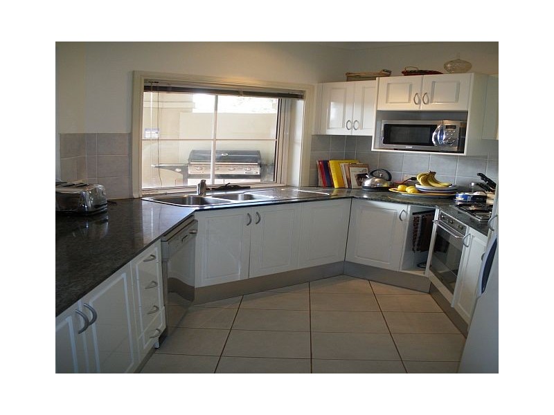 2/28 Mortimer Lewis Drive, Huntleys Cove NSW 2111