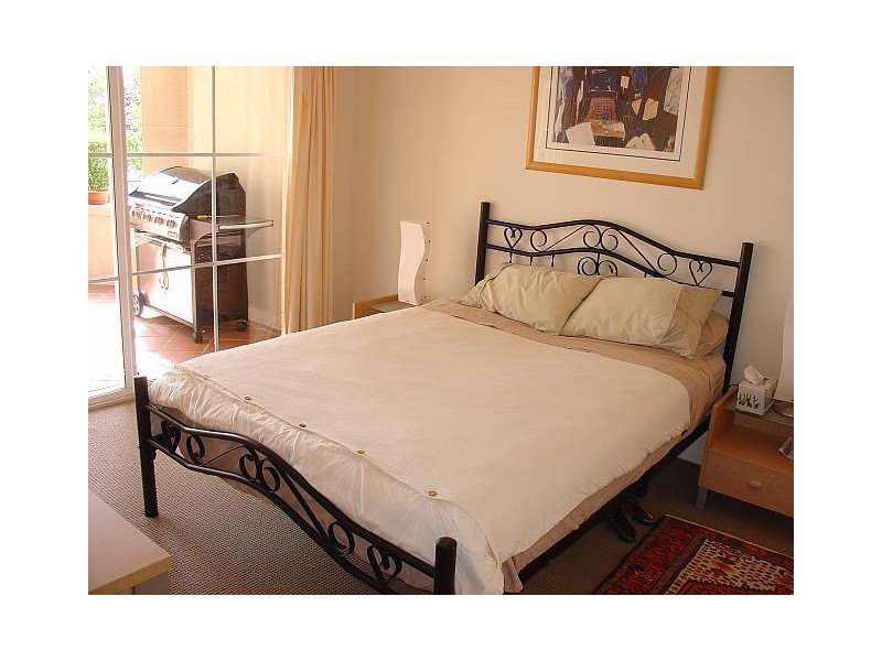 2/28 Mortimer Lewis Drive, Huntleys Cove NSW 2111