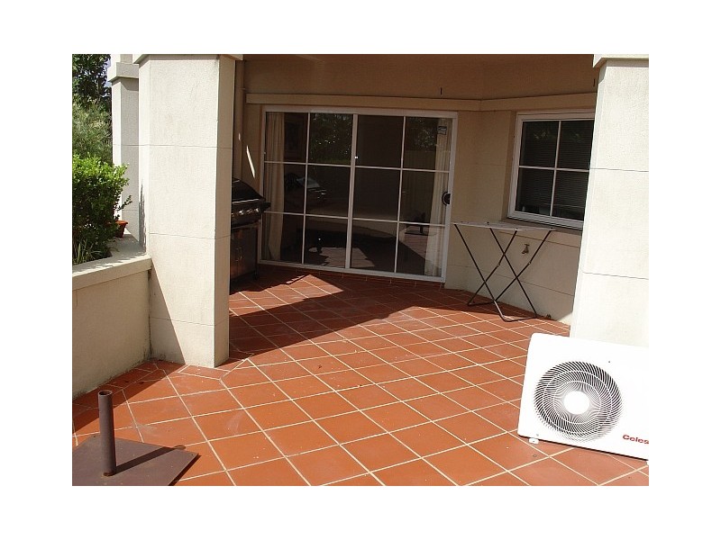 2/28 Mortimer Lewis Drive, Huntleys Cove NSW 2111