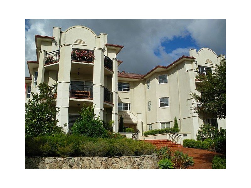 2/28 Mortimer Lewis Drive, Huntleys Cove NSW 2111