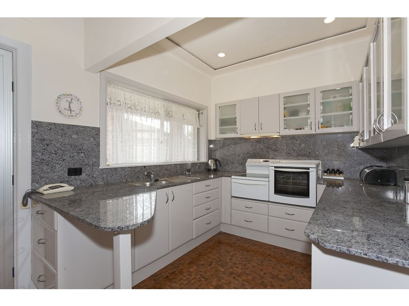 11 Laura Street, Gladesville NSW 2111