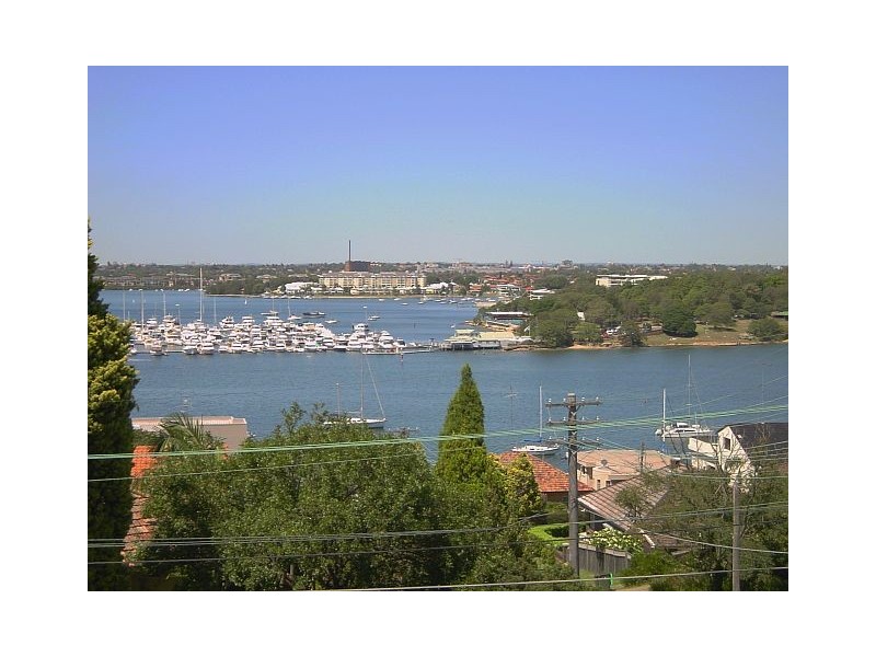 33 Amiens Street (cnr Meriton Street), Gladesville NSW 2111