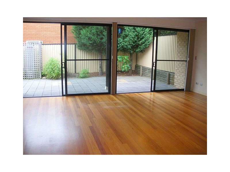 2/79 Tennyson Road, Tennyson Point NSW 2111