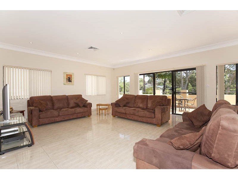 81 Western Crescent, Gladesville NSW 2111